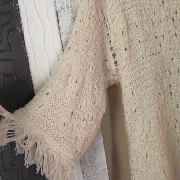 Ivory sweater - Picture 2 of 2